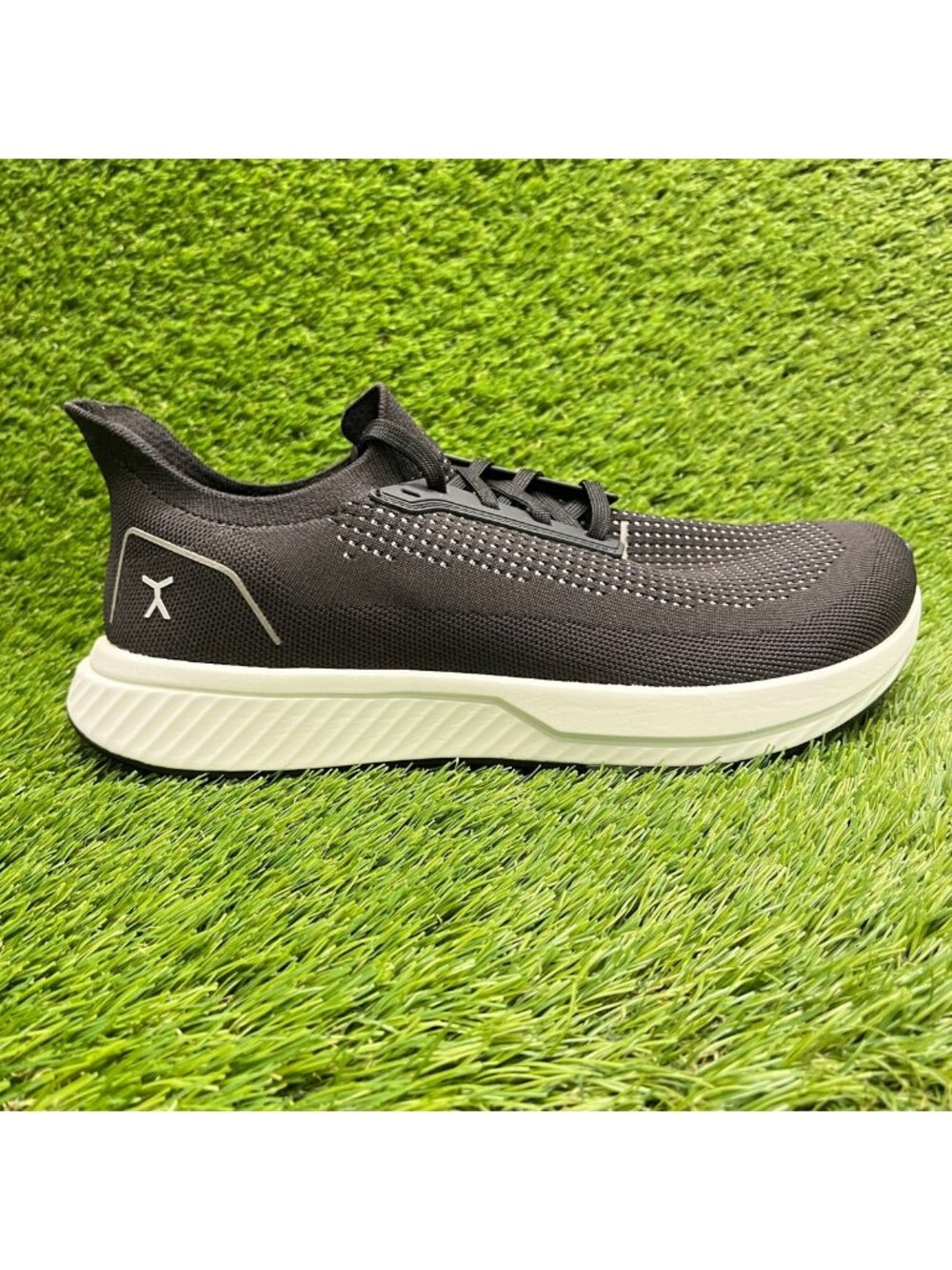 Flux Footwear Adapt Runner Black Mens Size 11.5 Athletic Knit Shoes Sneakers